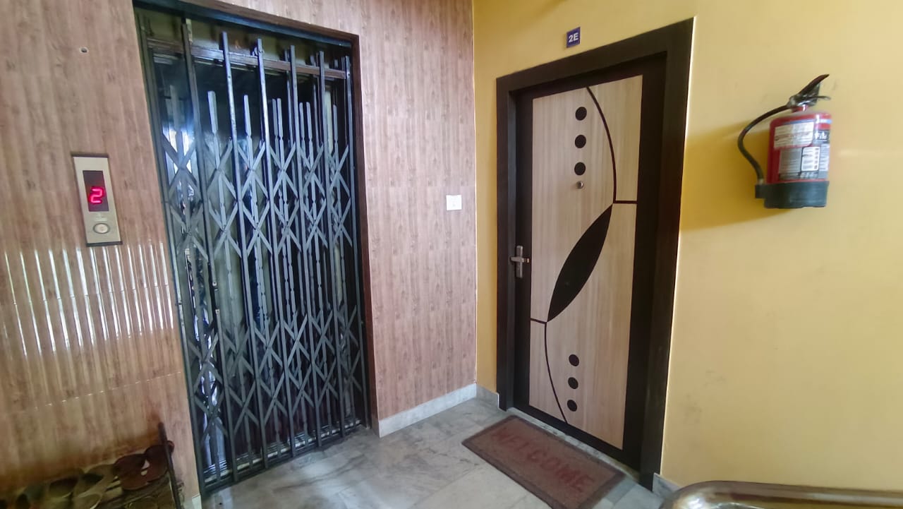 Semi Furnished 3bhk in Kahilipara, Guwahati, Assam, India for Rent